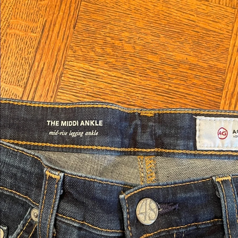 AG Adriano Goldschmied The Middi Ankle Dark Wash Skinny Jeans size 29